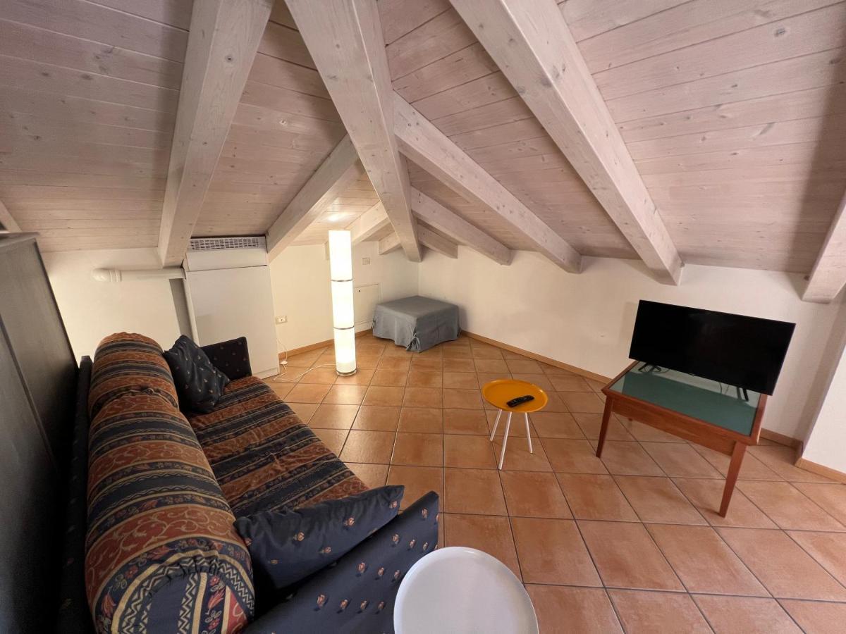 Studio Apartments Baia Azzurra 7 托尔博莱 外观 照片