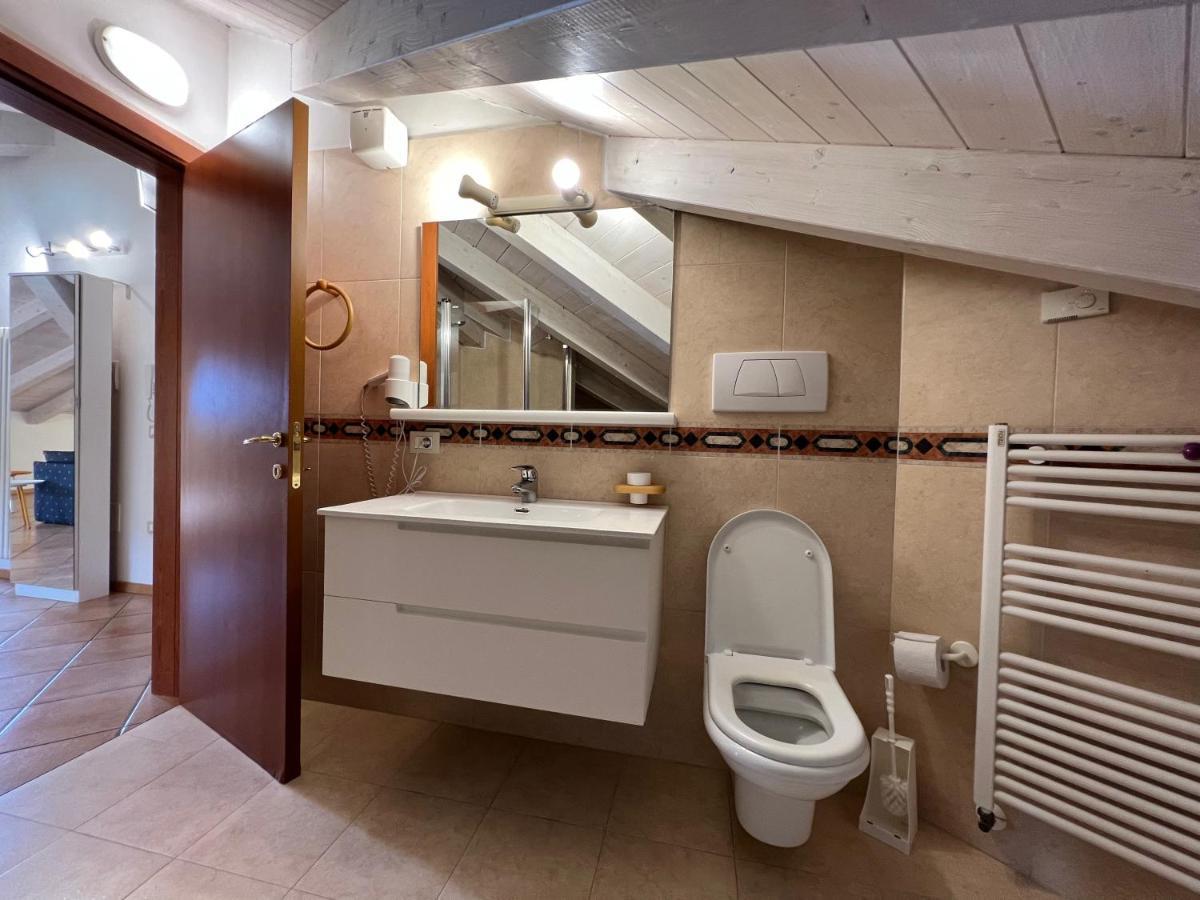 Studio Apartments Baia Azzurra 7 托尔博莱 外观 照片